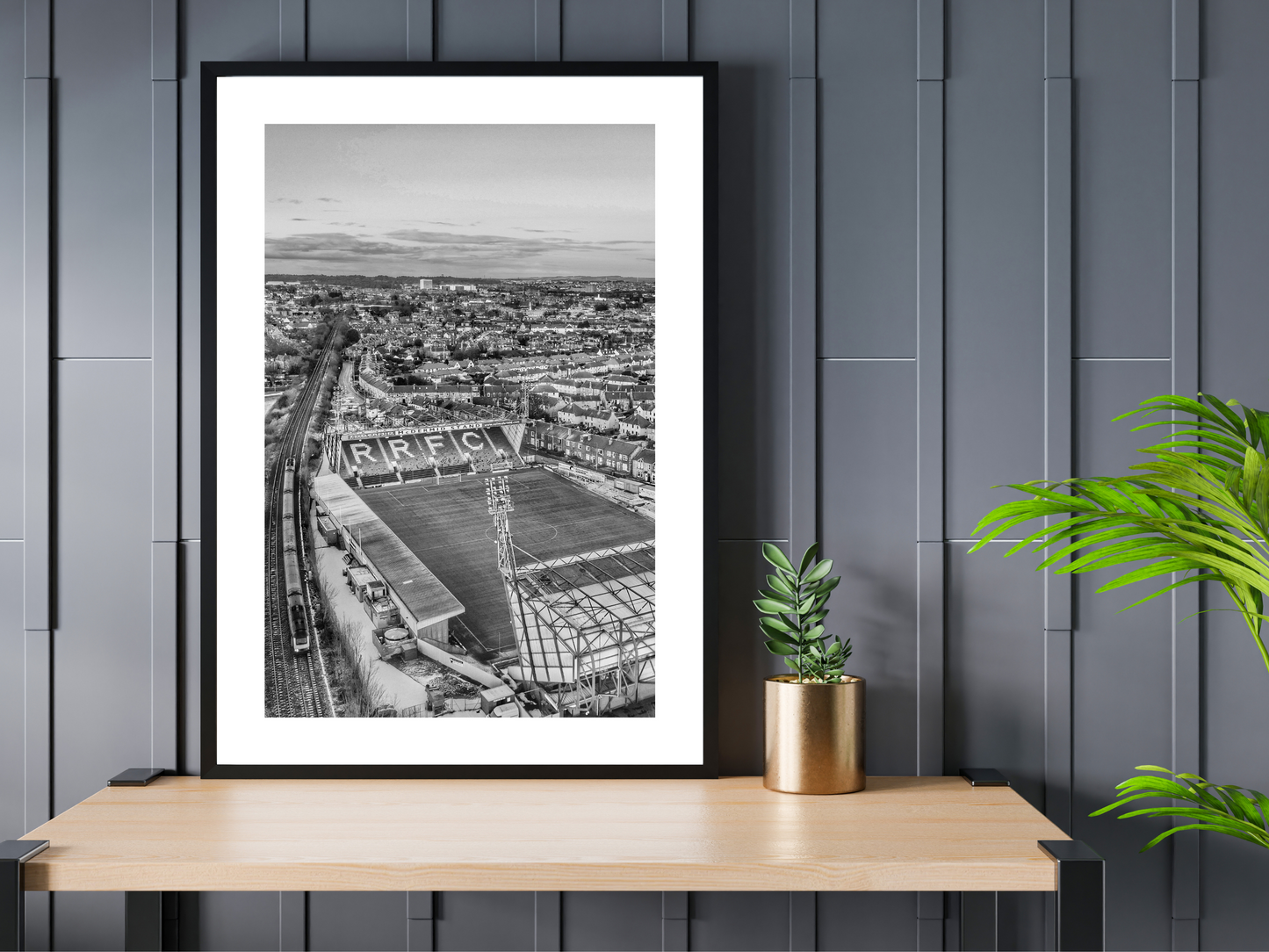 RRFC Starks Park - Railway Line (Greyscale)
