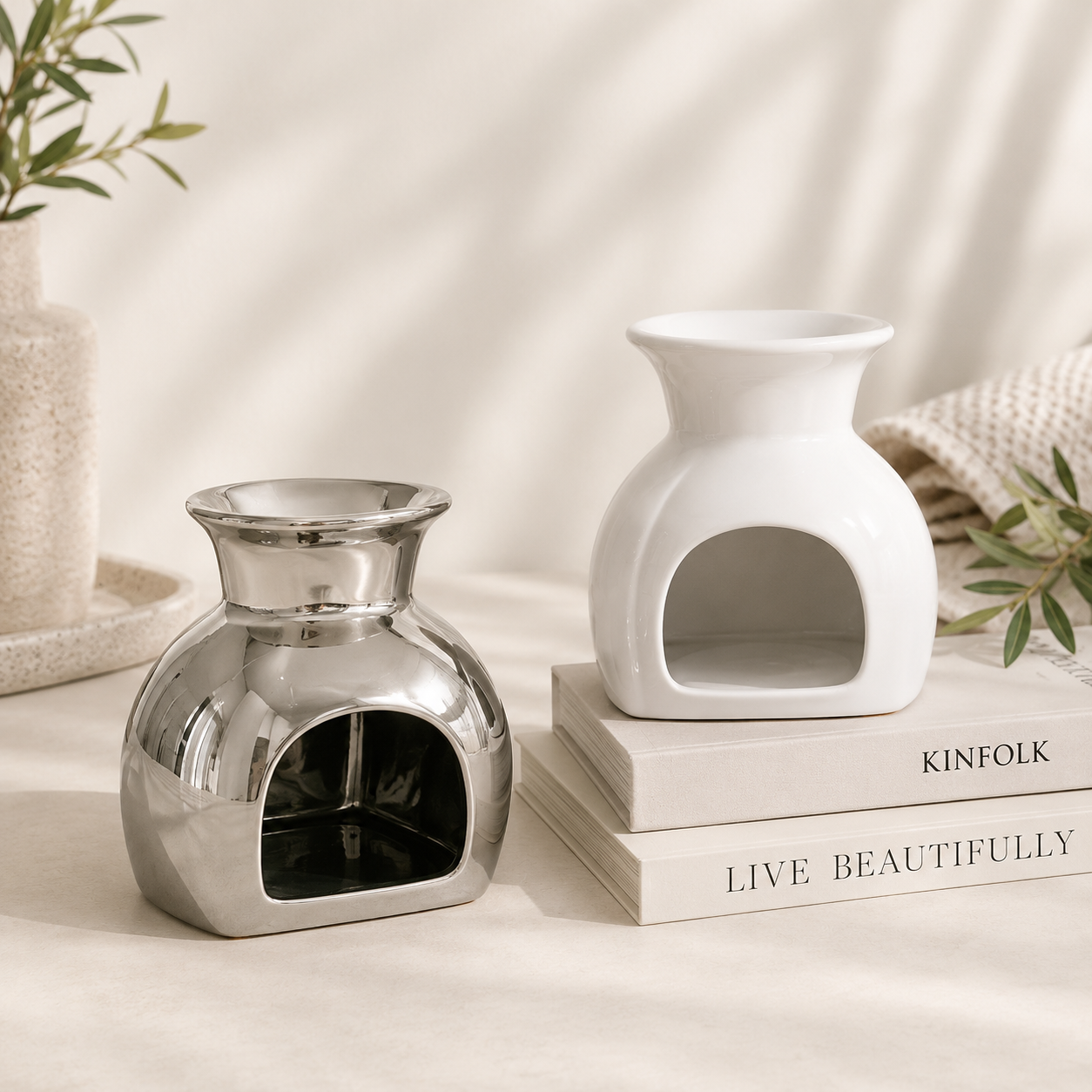 Mia Ceramic Wax Burner - White or Silver