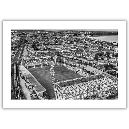 RRFC Starks Park - Railway Line (Greyscale)