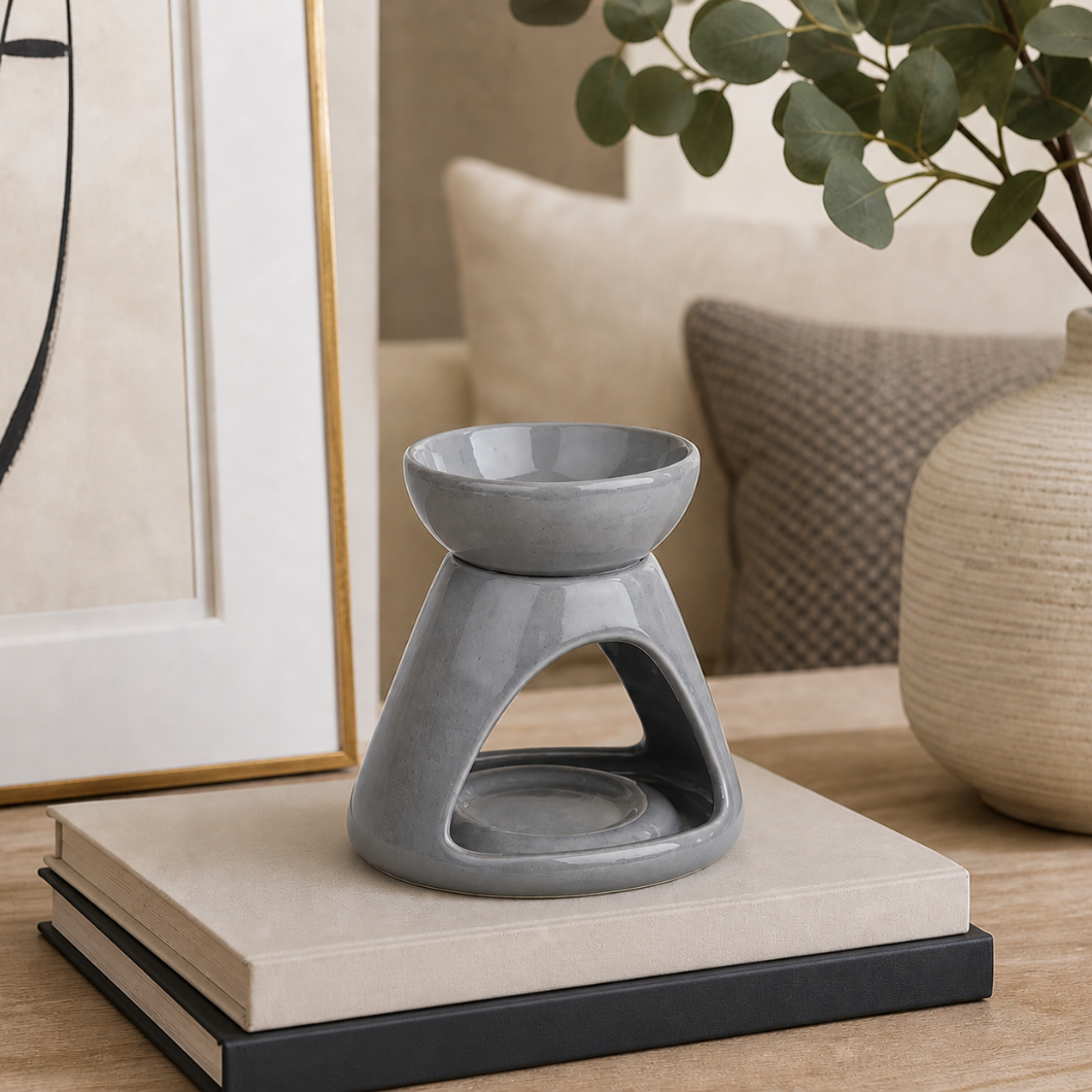 Triangle Cut Out Wax/oil Burner