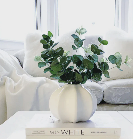 Liana - Matte White Vase