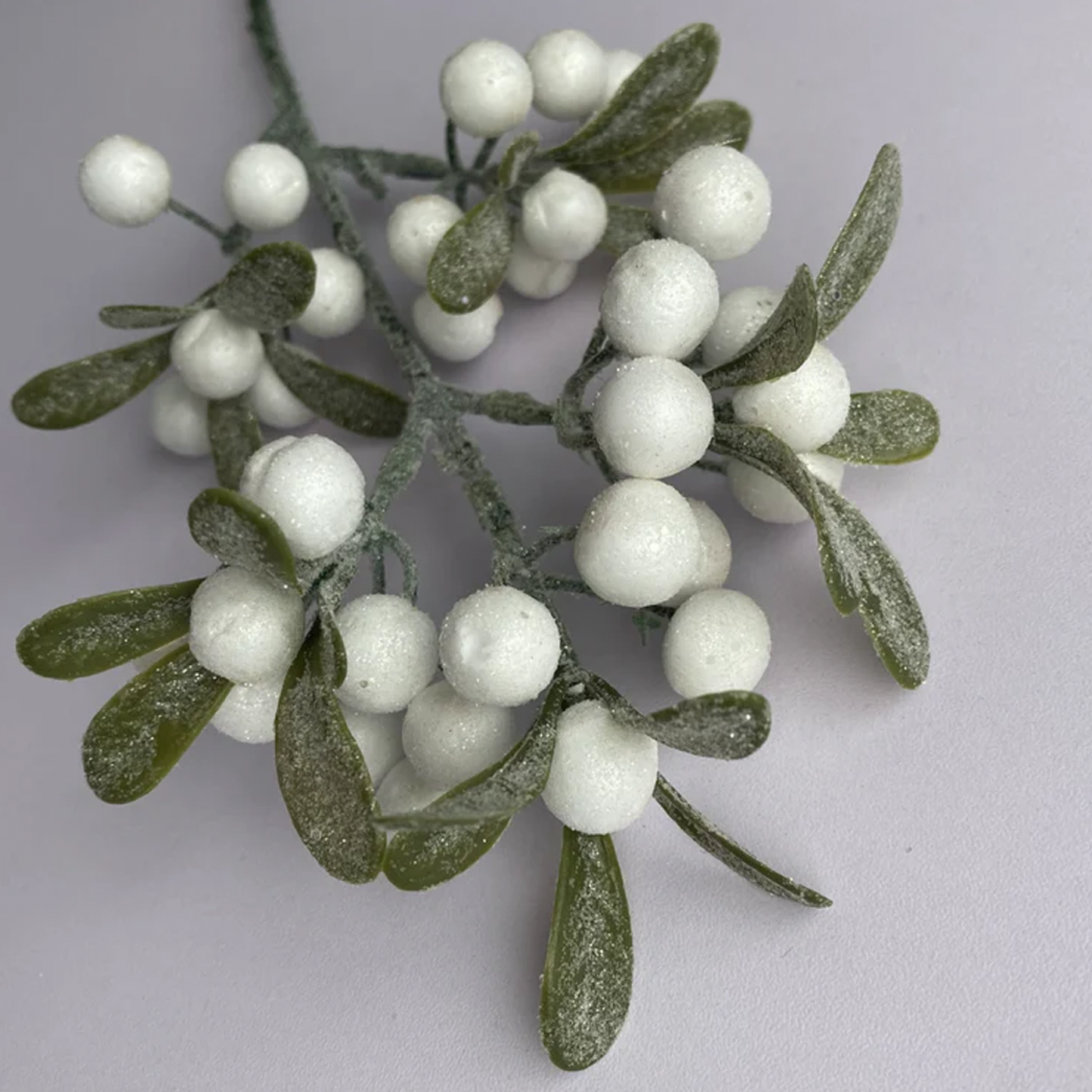 Mistletoe Berry & Leaf Stem