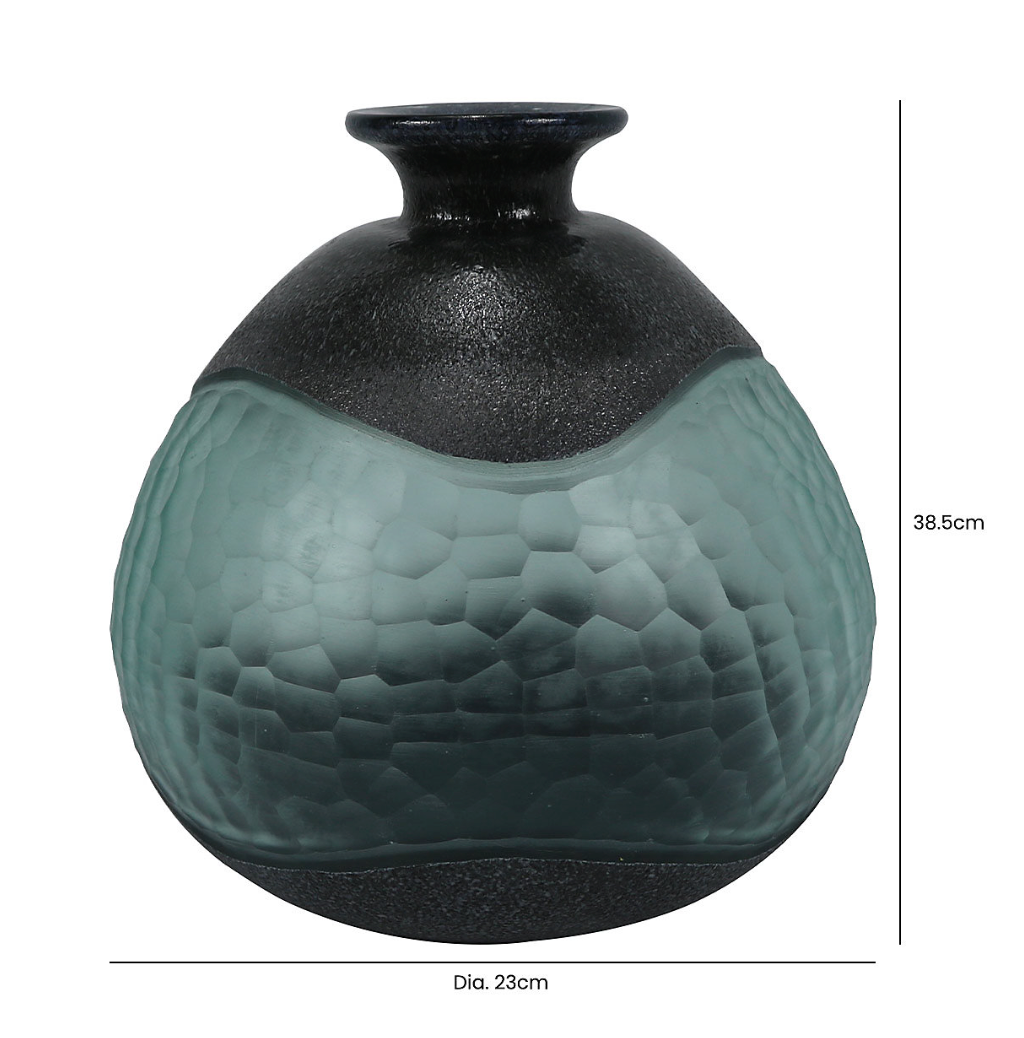 Black & Green Handmade Glass Design Vase shown with height and width dimension markings