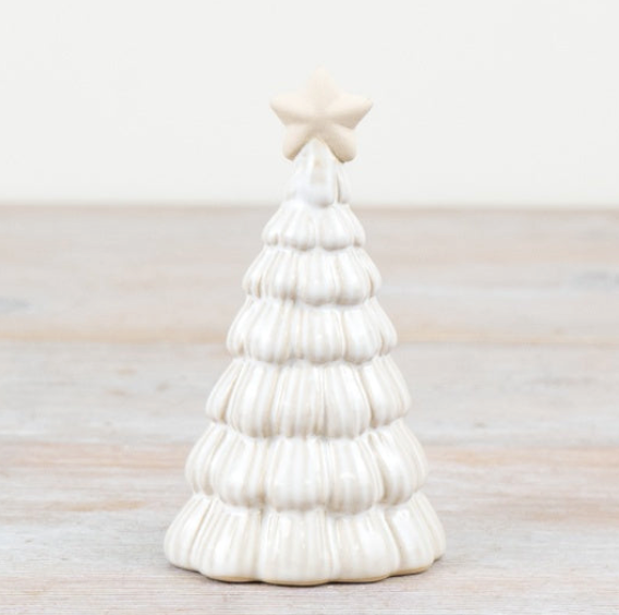 Neutral Star Tree Ornament - Small, white ribbed ceramic tree with star on a wooden table